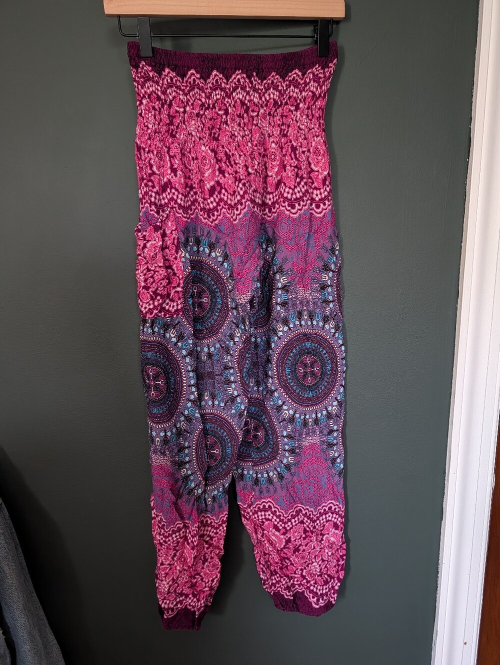 Joob Joob Pink Printed Smocked Waist Harem Pants With Side Pocket